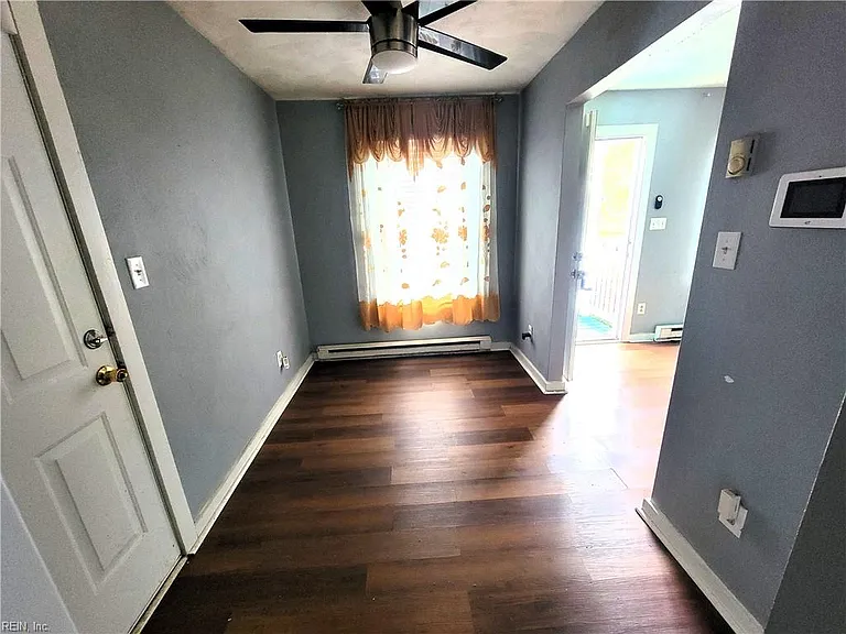 307 Central Ave — Photo 6