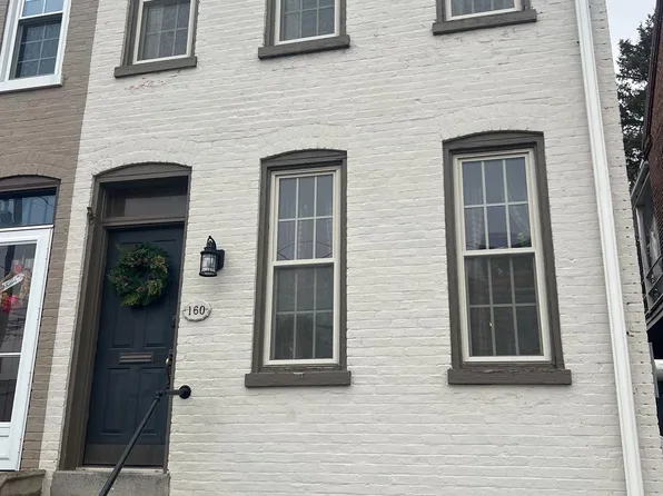 160 S 8th St, Columbia, PA 17512