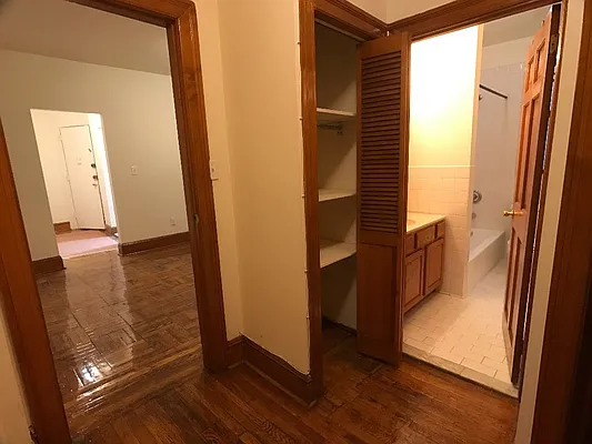 Rented by Sovereign Associates | media 25