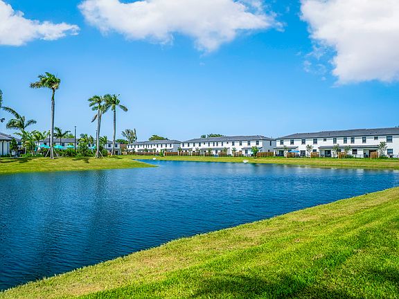 5th image of 3024 Green Palm Ct #3024