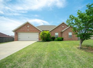 116 McDaniel St, Lowell, AR 72745