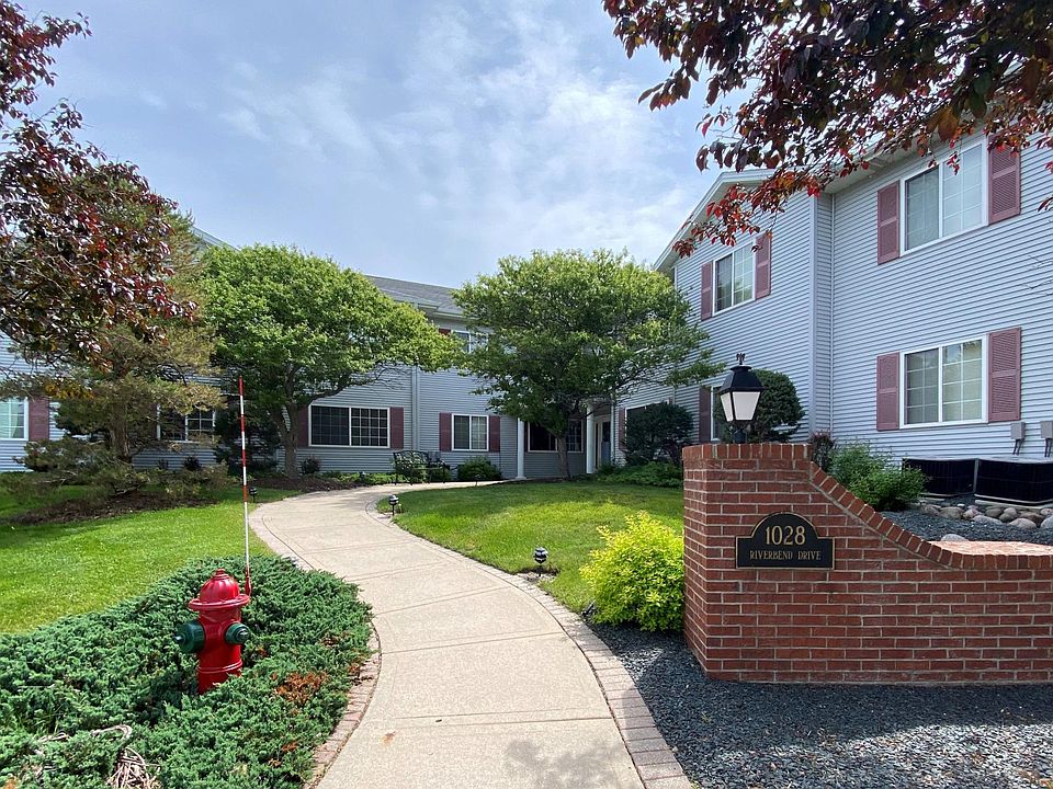 1st image of 1024 Riverbend Dr #12