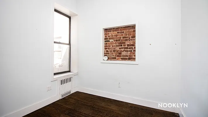 Rented by Nooklyn NYC LLC | media 35