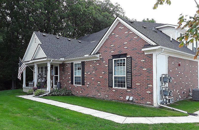 2nd image of 2101 Riversedge Dr #81