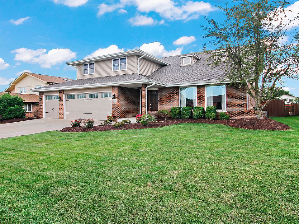 1st image of 17188 Winding Creek Dr