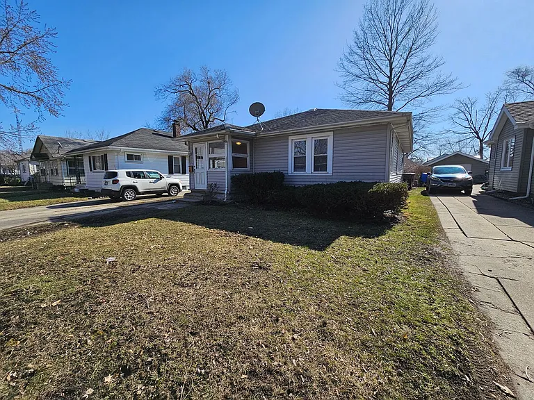 3022 Hartzer St — Photo 3