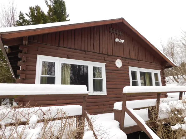 155 Morse Rd, North Troy, VT 05859