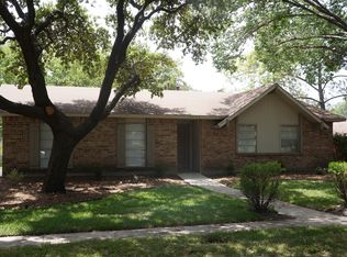 4005 Random Cir, Garland, TX 75043