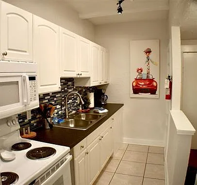407 S Melville Ave — Photo 87