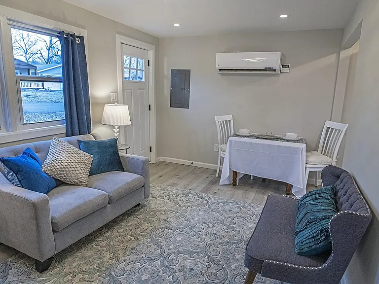 1022 Ash St #1022 — Photo 5