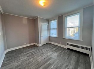 153 E Central St, Franklin, MA 02038