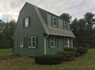 3 Upper Pattagansett Rd, East Lyme, CT 06333