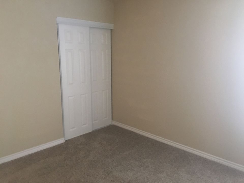 1st image of 518 E Dickson Ave