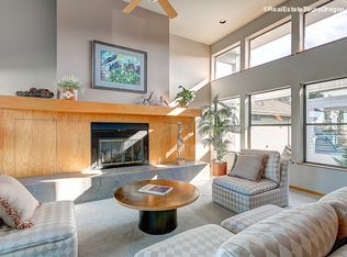 175 N Lotus Beach Dr, Portland, OR