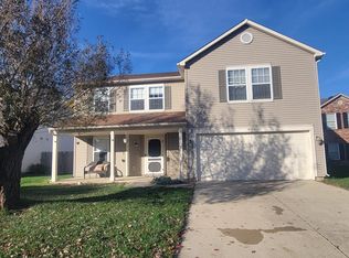 14302 Holly Berry Cir, Fishers, IN 46038
