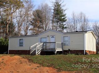 3948 Calico Rd, Lenoir, NC 28645
