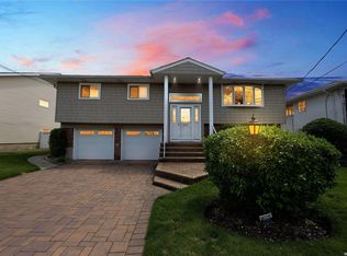 3233 Ocean Harbor Dr, Oceanside, NY 11572