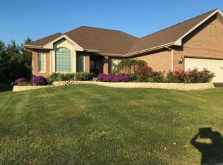 1109 Heartland Dr, Yorkville, IL 60560