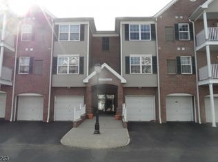 25 Redspire Dr, Union, NJ 07083