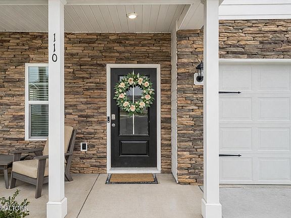 2nd image of 110 Gigi Ln