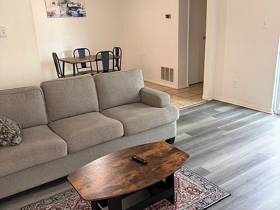 3rd image of 3654 N Newgate Ln