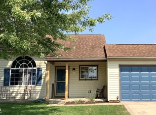 61 Meadow Creek Blvd, Whiteland, IN