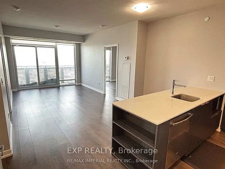 2520 Eglinton Ave W #1212 — Photo 4