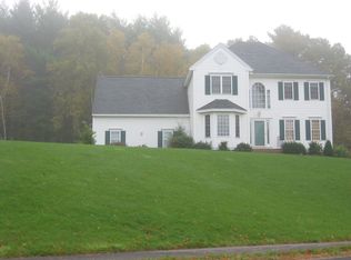 11 Cortland Dr, Hudson, MA 01749