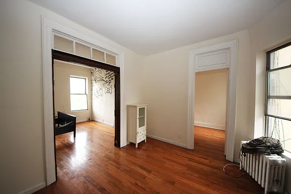 Rented by Jalca & Associates | media 32