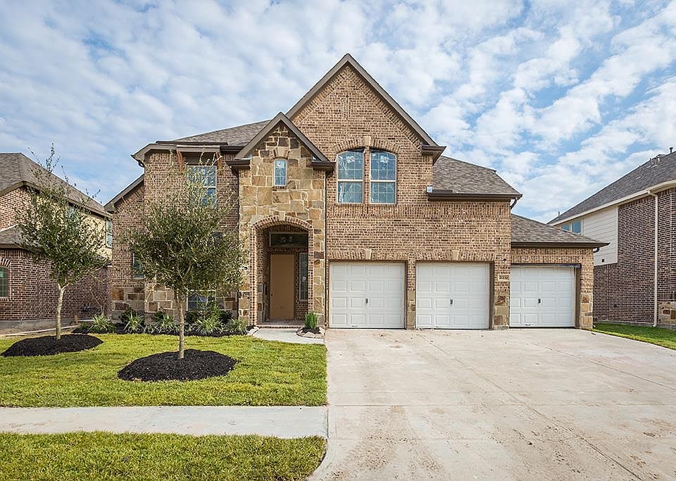 1st image of 21230 Lucknow Ln