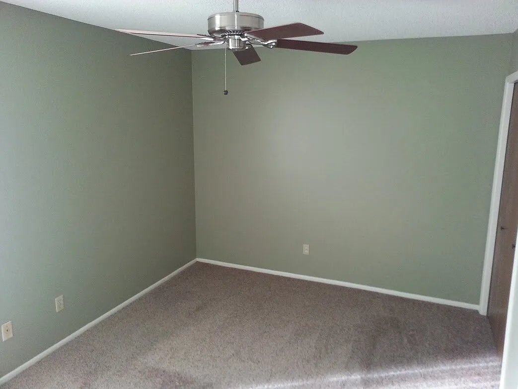 4 bed, 2.0 bath, 1384 sqft, $2,400 — Photo 3