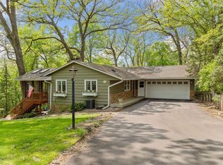 3712 Moorland Rd, Minnetonka, MN 55345
