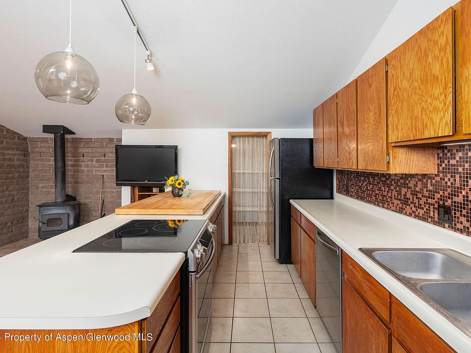 457 N 8th St Carbondale CO Zillow