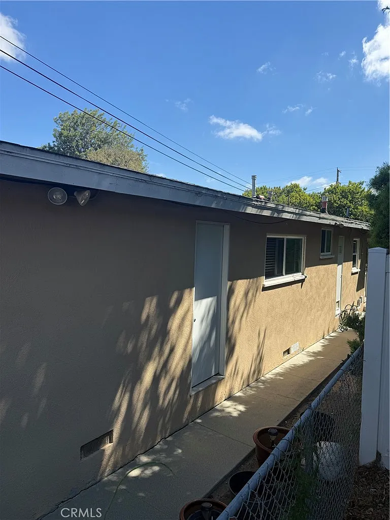 24261 Los Codona Ave — Photo 3