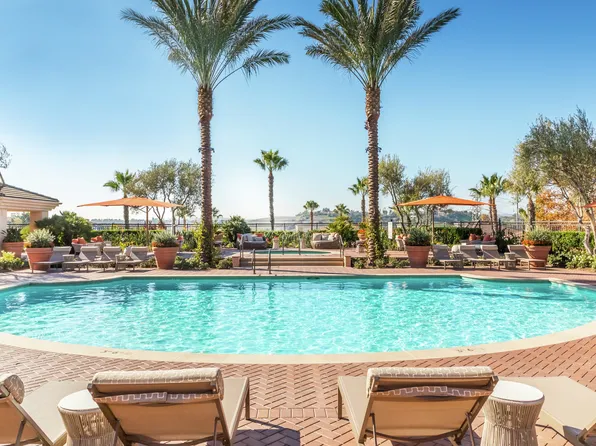 Vista Real Apartment Homes