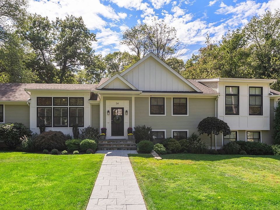 1st image of 54 Edmunds Rd