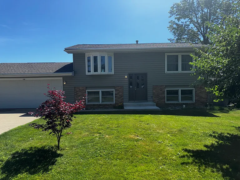 1108 N Algonquin Dr — Photo 1