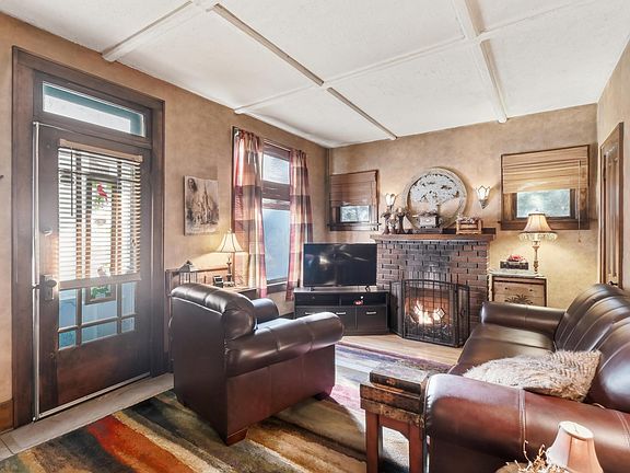 4th image of 418 Gill Ave