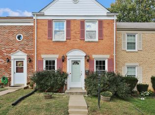 44 Landsend Dr, Gaithersburg, MD 20878