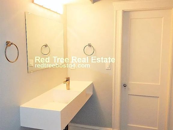 5th image of 97 Chester St #D1