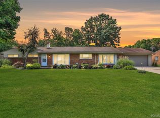 1766 Ashstan Dr, Walled Lake, MI 48390