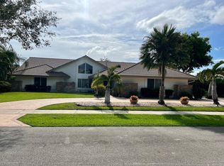 4320 Saint Charles Way, Boca Raton, FL 33434