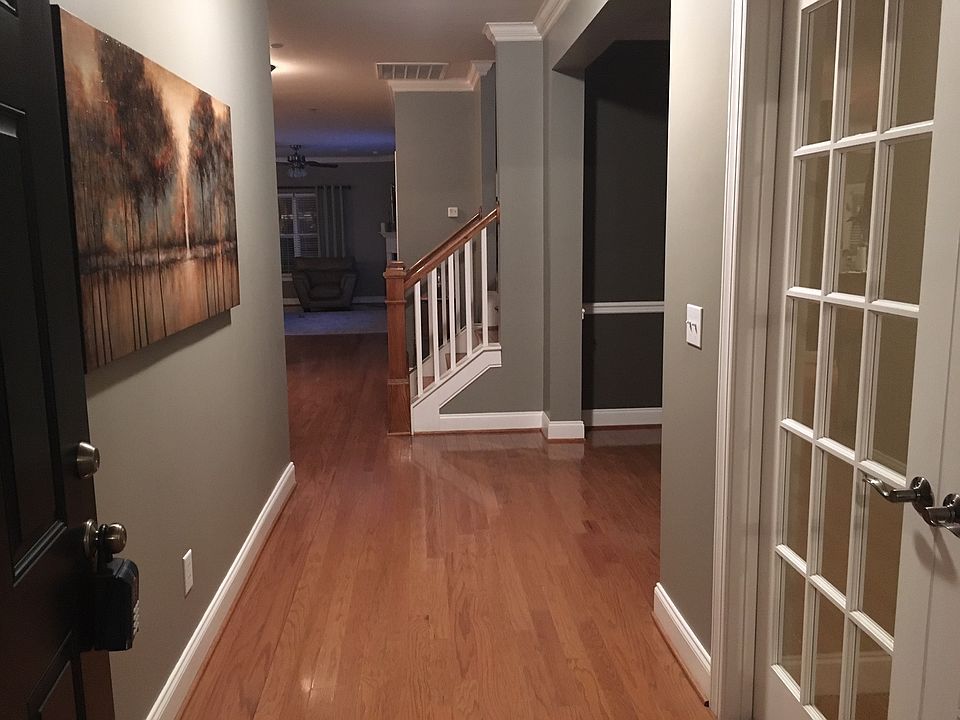 1st image of 3360 Redmon Hl