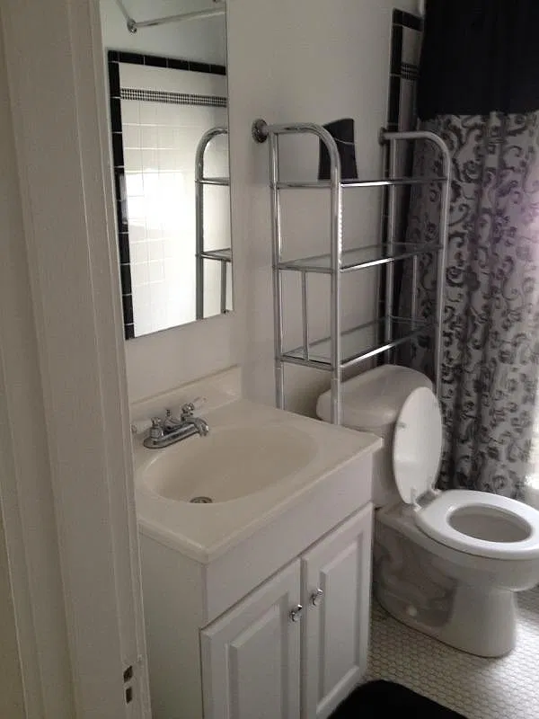 2515 Glenmary Ave — Photo 3