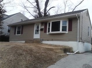 527 Chambers Rd, Ferguson, MO 63135