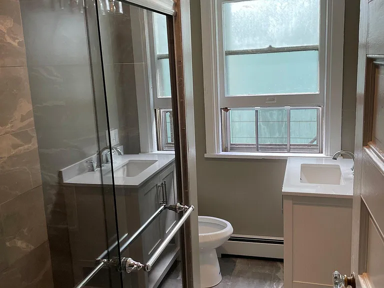 128 Hudson St #128 — Photo 2