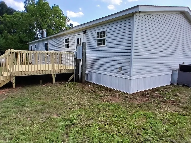 109 Corn Rd — Photo 26