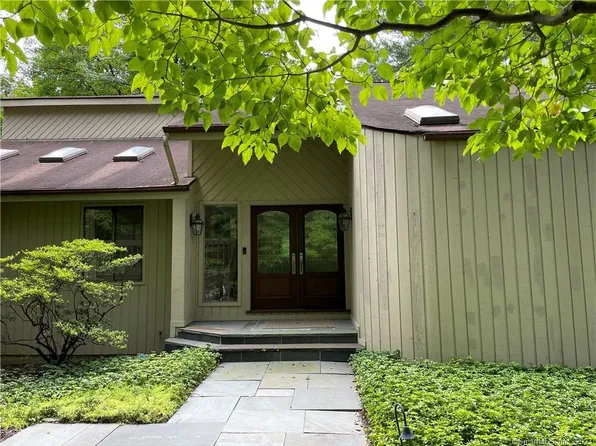 4 Valley View Drive, Stamford, CT 06903