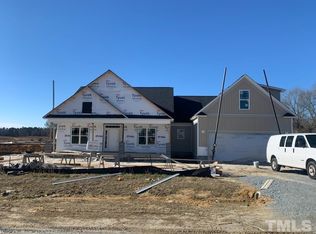 55 Pioneer St, Smithfield, NC 27577