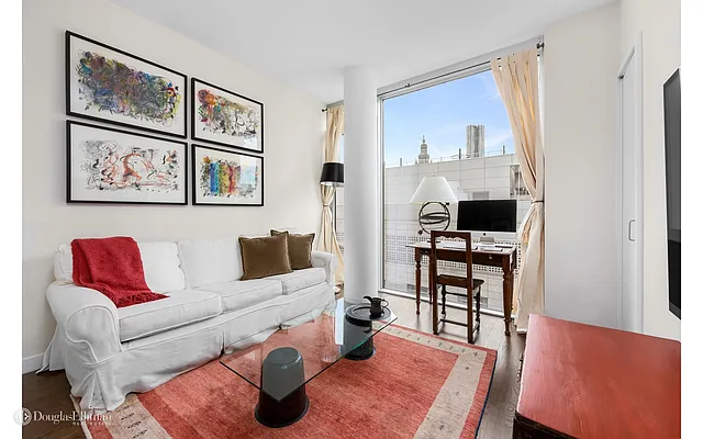 Rented by Douglas Elliman | media 26